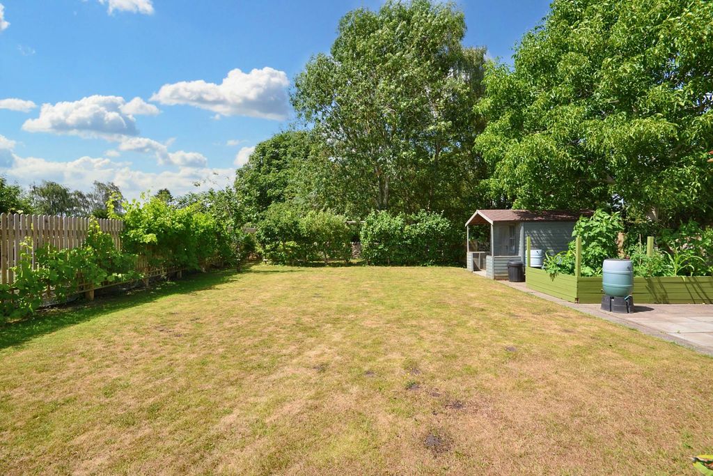 Property photo 2 of 46
