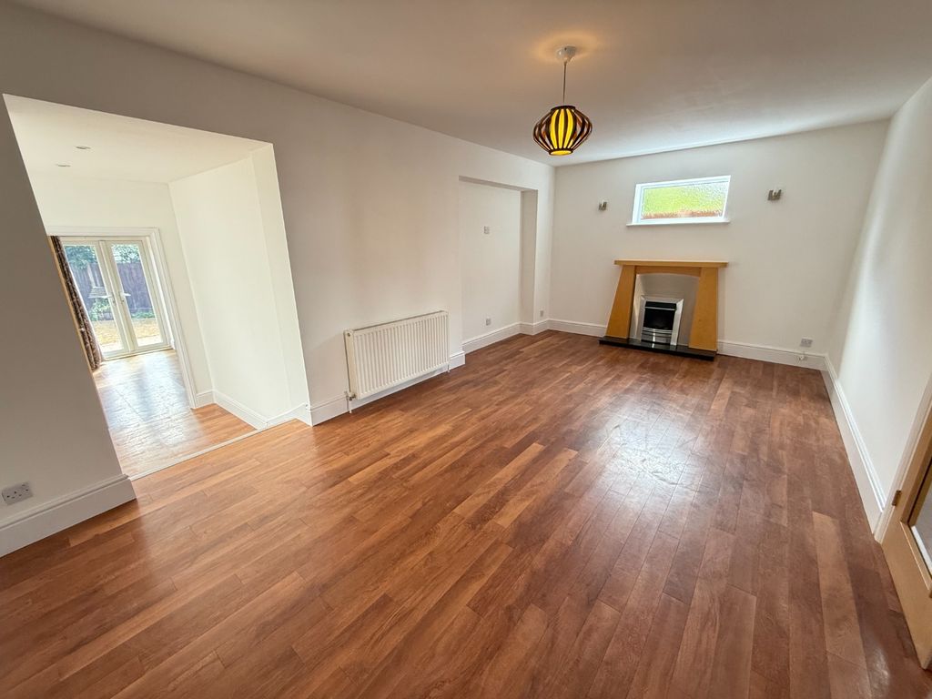 Property photo 3 of 22 5501333