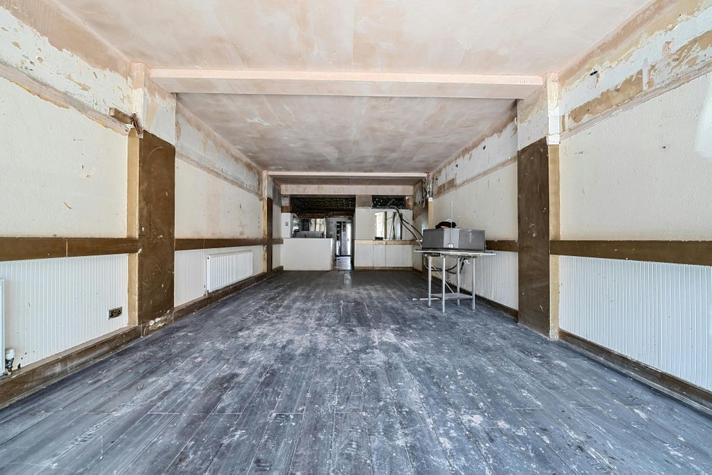 Property photo 3 of 10 1151717 4.Jpg