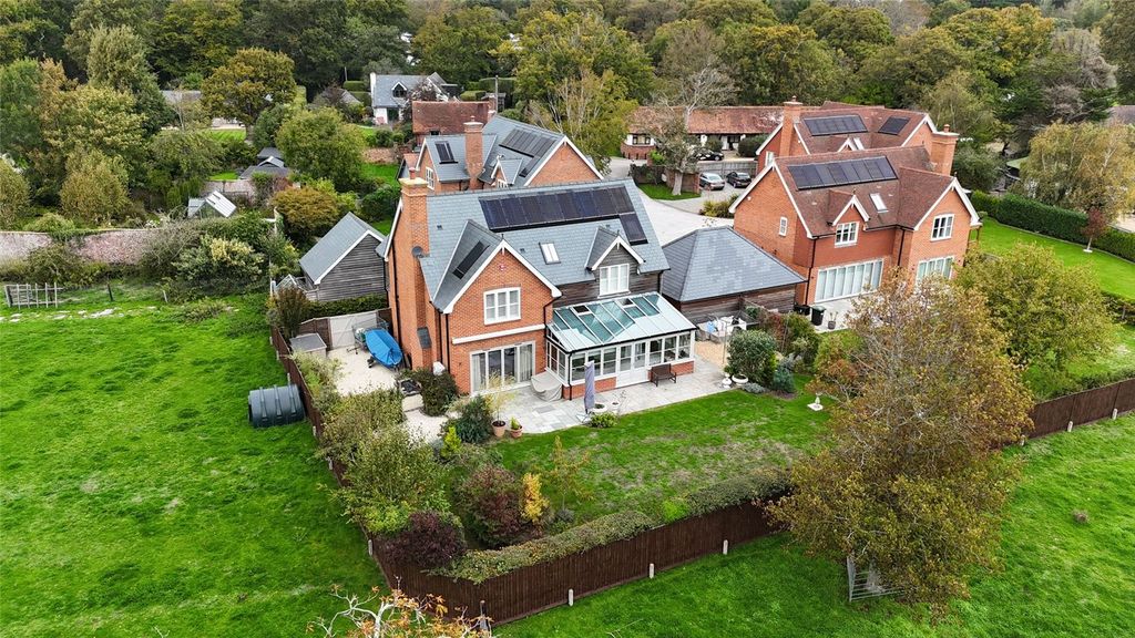 Property photo 1 of 32 Picture No. 43