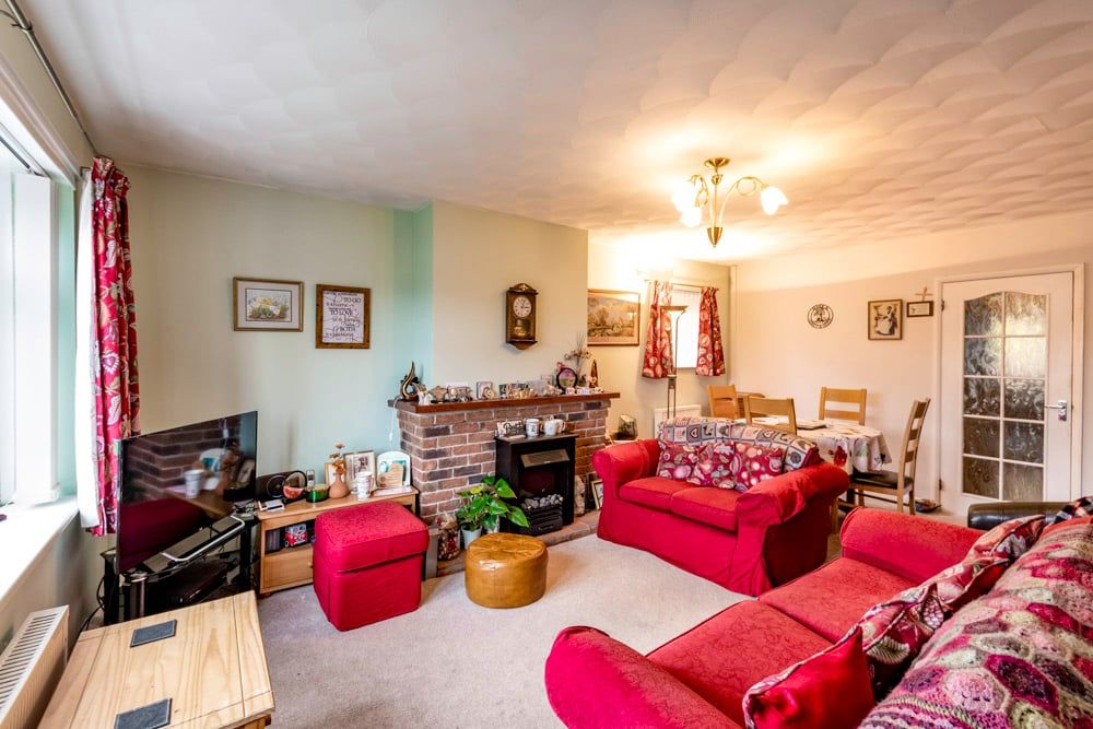 Property photo 2 of 17