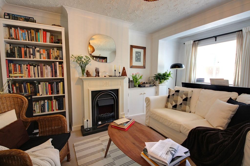 Property photo 2 of 12