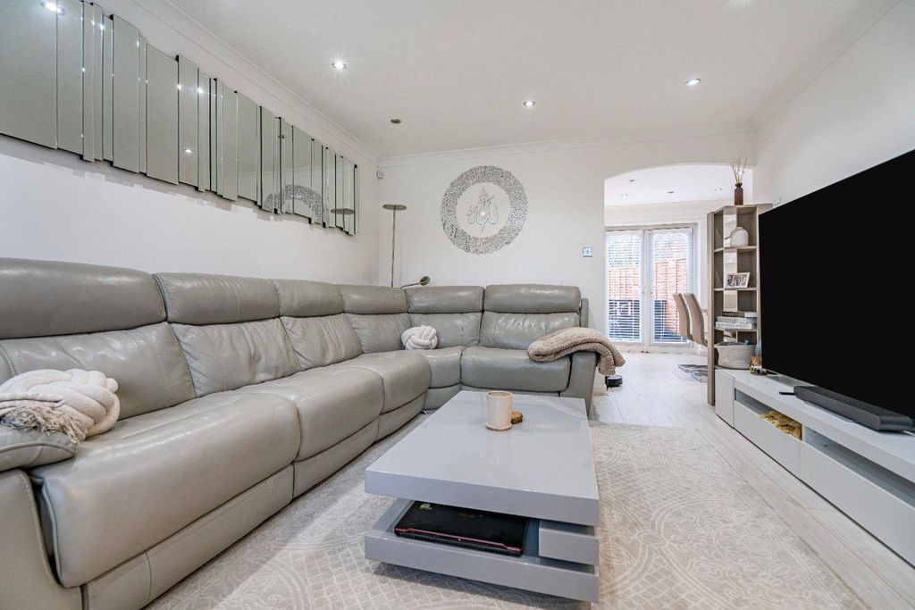 Property photo 3 of 23 Whatsapp Image 2026-02-13 19At 10.39.54.Jpeg