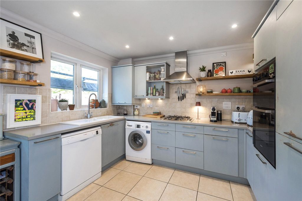 Property photo 2 of 17 Picture No. 05