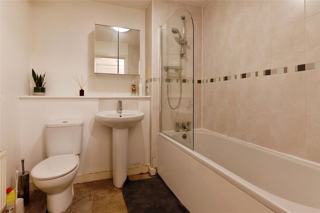 Property photo 2 of 22 Picture