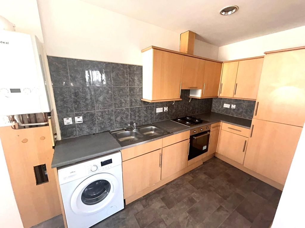 Property photo 2 of 14 Picture No. 07