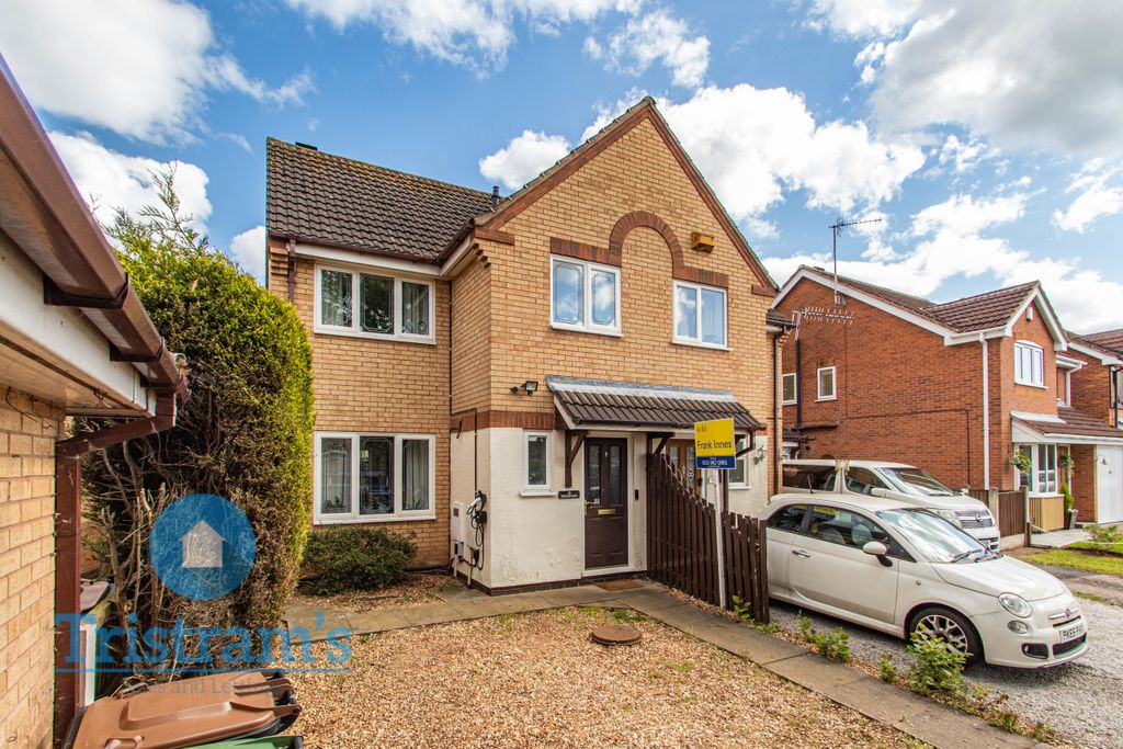 Property photo 1 of 18