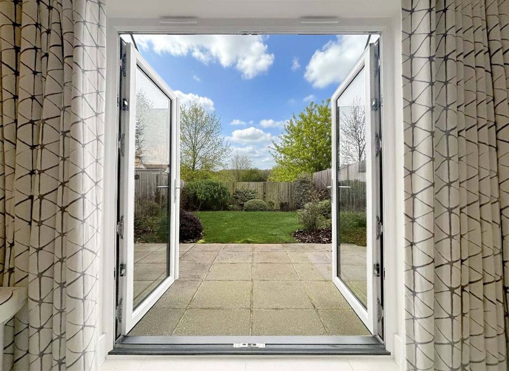 Property photo 2 of 24 Garden View