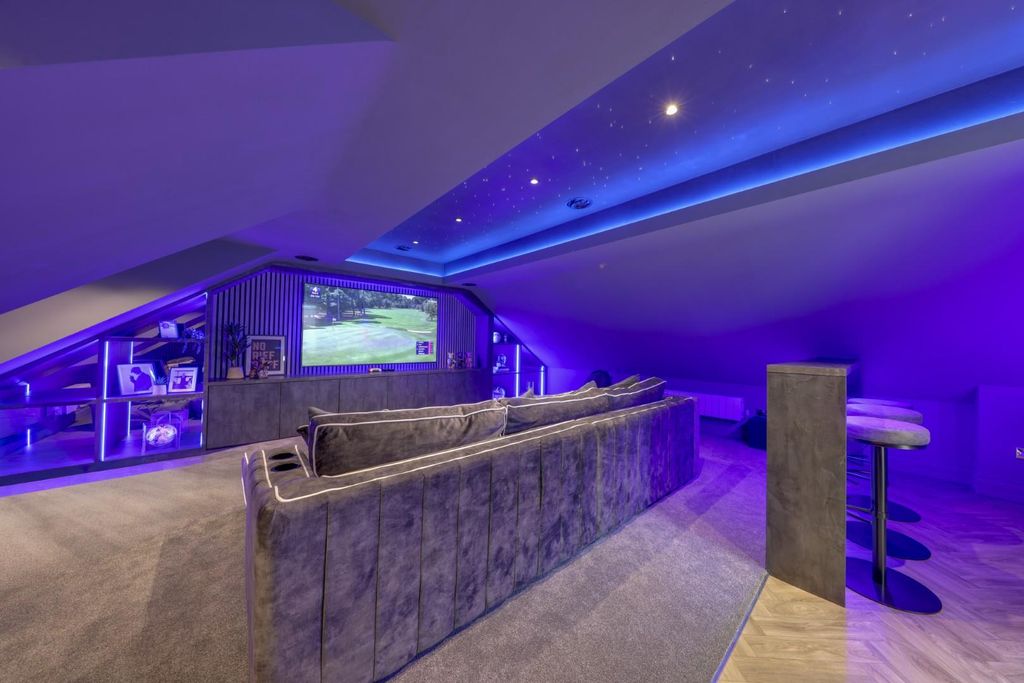 Property photo 3 of 63 Feature Home Cinema