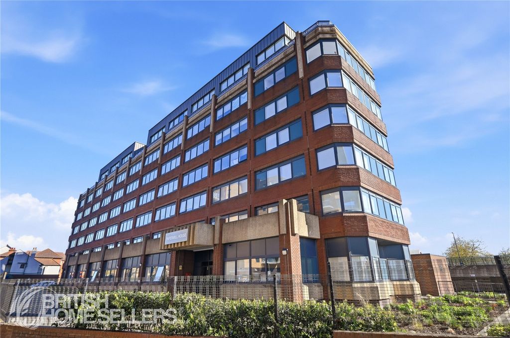 Property photo 1 of 16 Picture No. 18