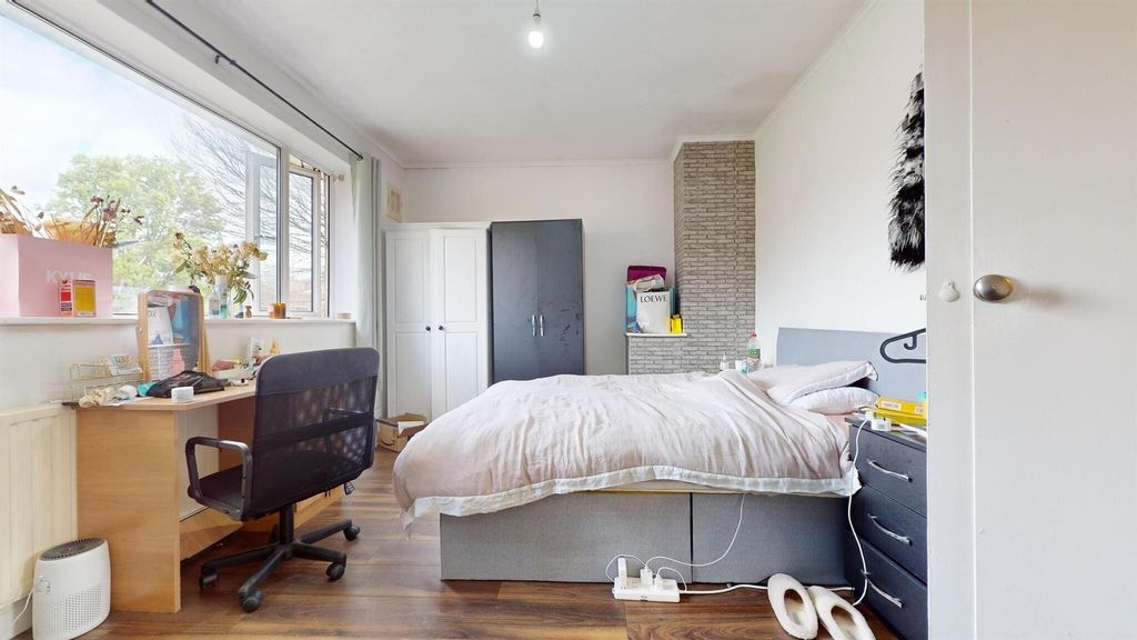 Property photo 1 of 18 677d03Ac80Bfb6Fde5Ffa119_4Fa39c3286686Eade21197067