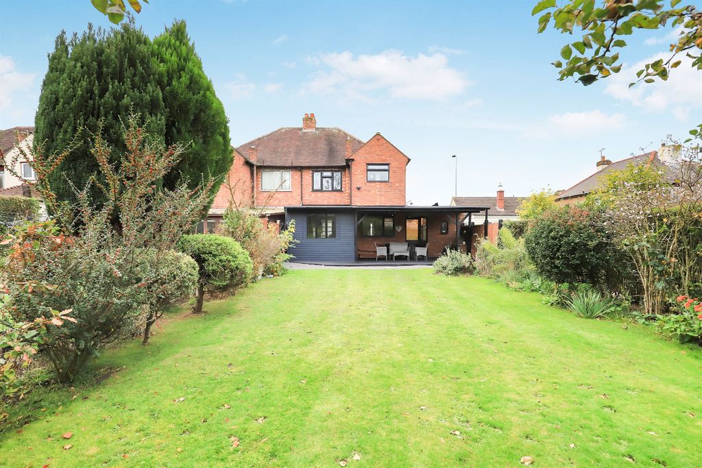 Property photo 2 of 21