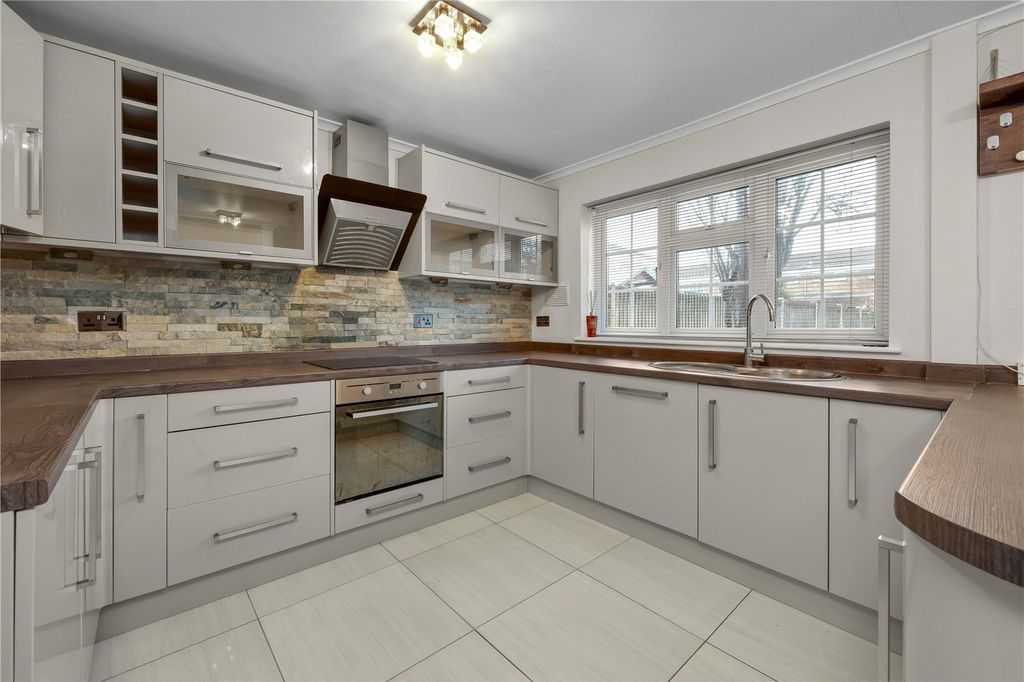 Property photo 1 of 13 Kitchen