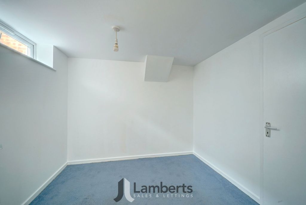 Additional image 6 of 2 bed flat for saleSchool Road, Evesham WR11