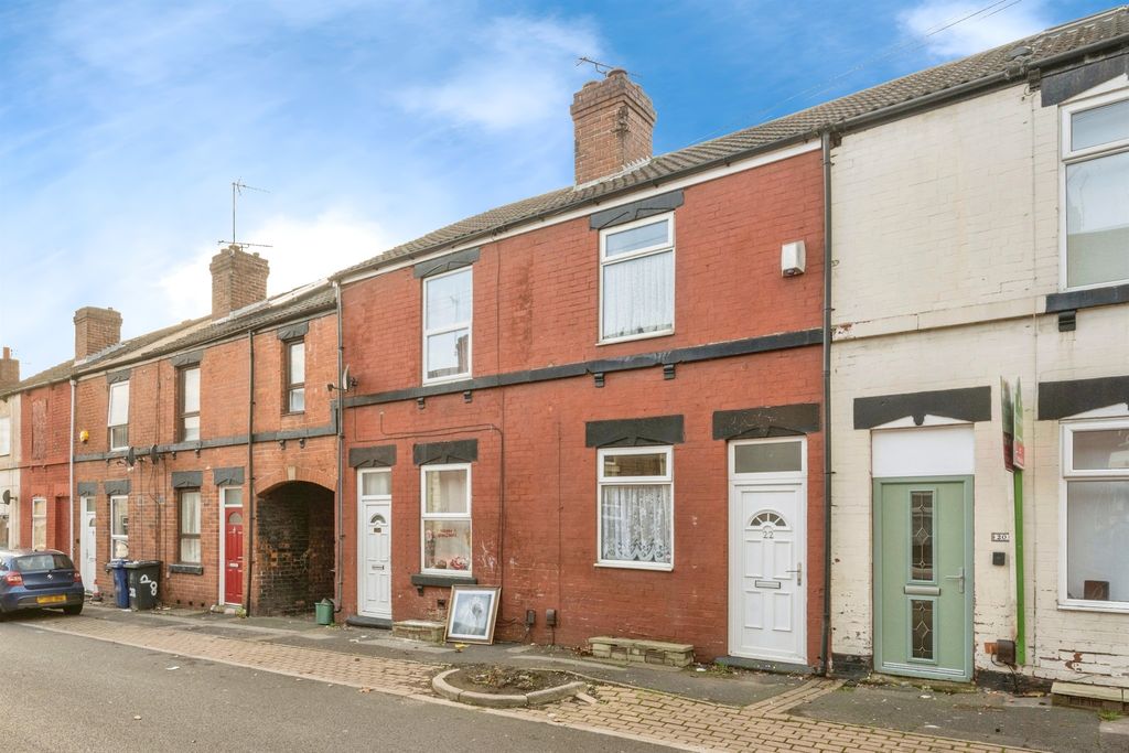 Property photo 1 of 16