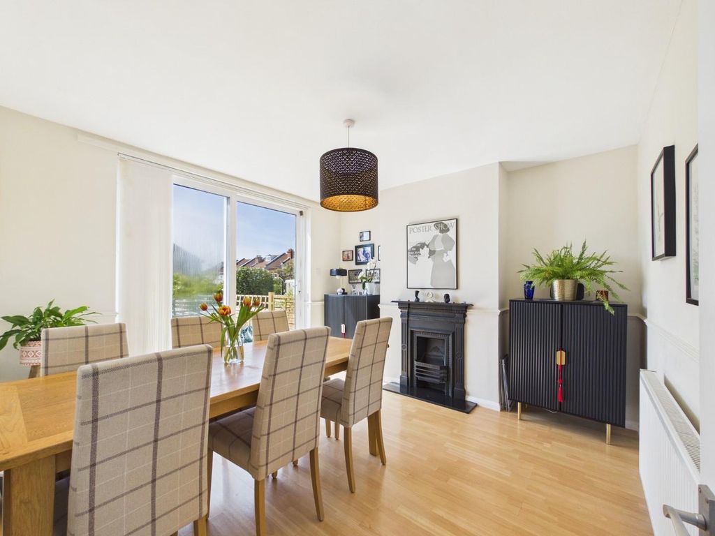 Property photo 3 of 36 Cam01576G0-Pr0366-Still012.Jpg