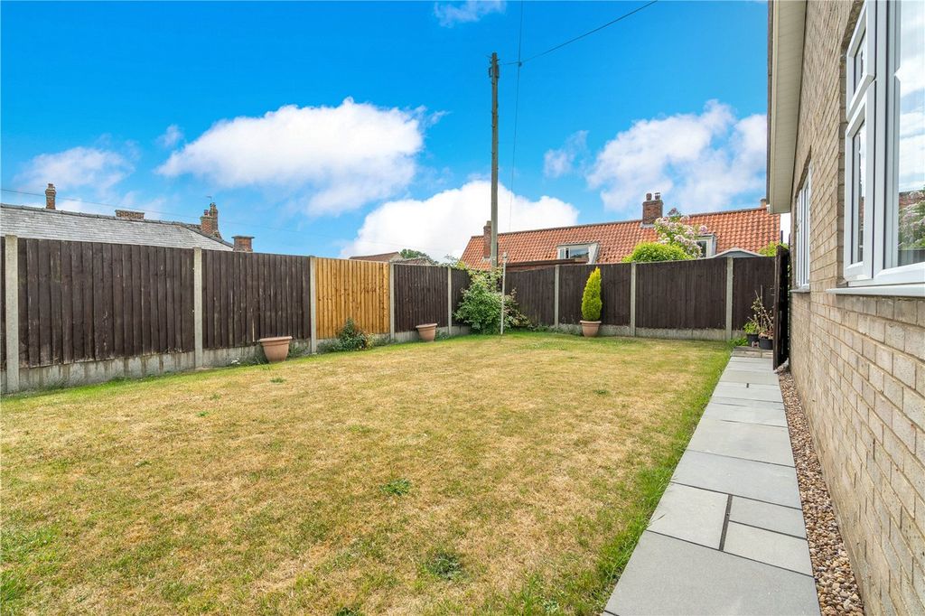 Property photo 3 of 16 Picture No. 05