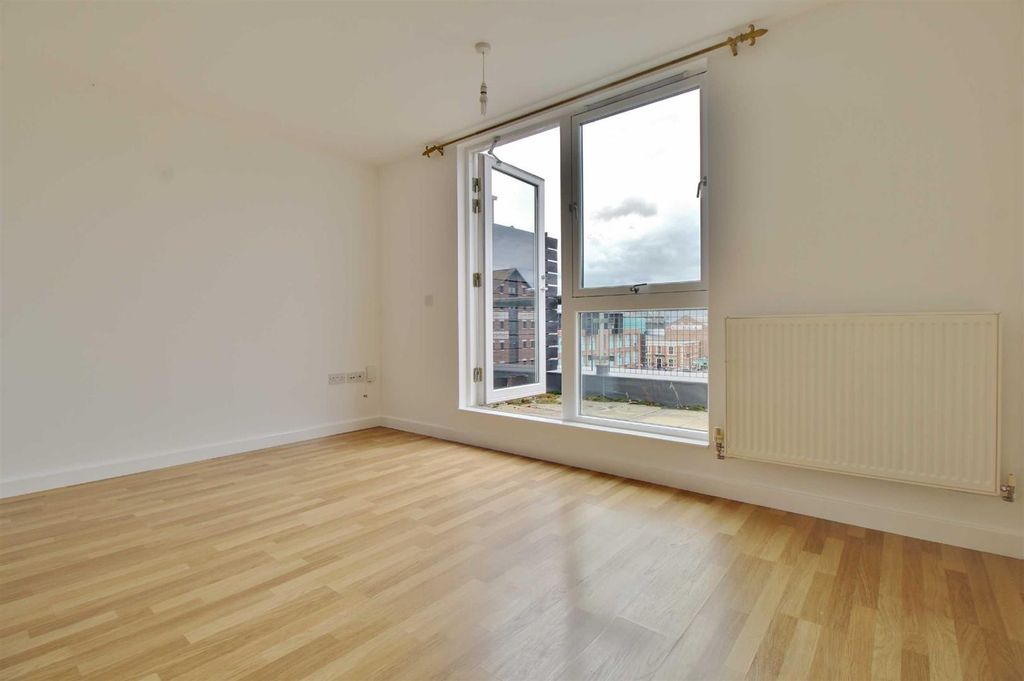 Property photo 3 of 7 Living Room.Jpg