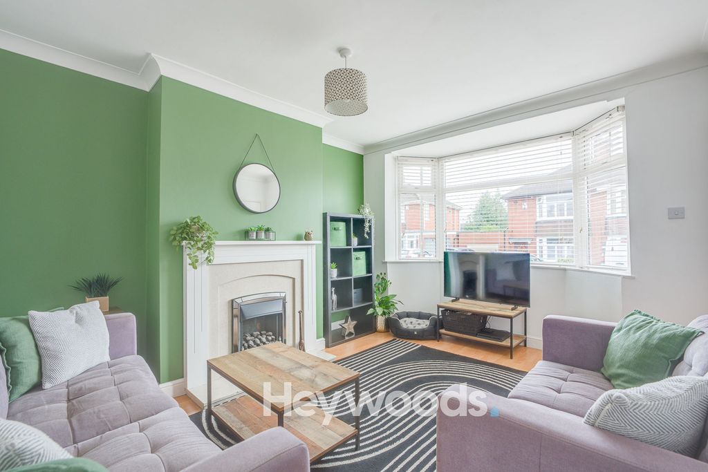Property photo 3 of 38
