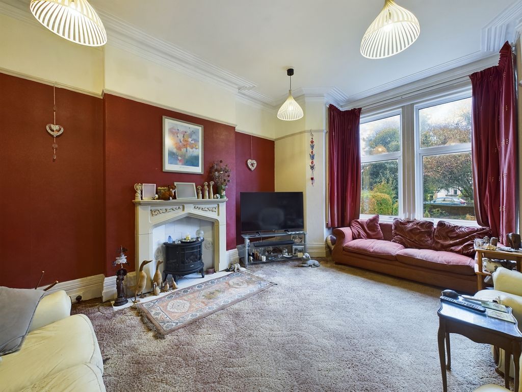 Property photo 2 of 24