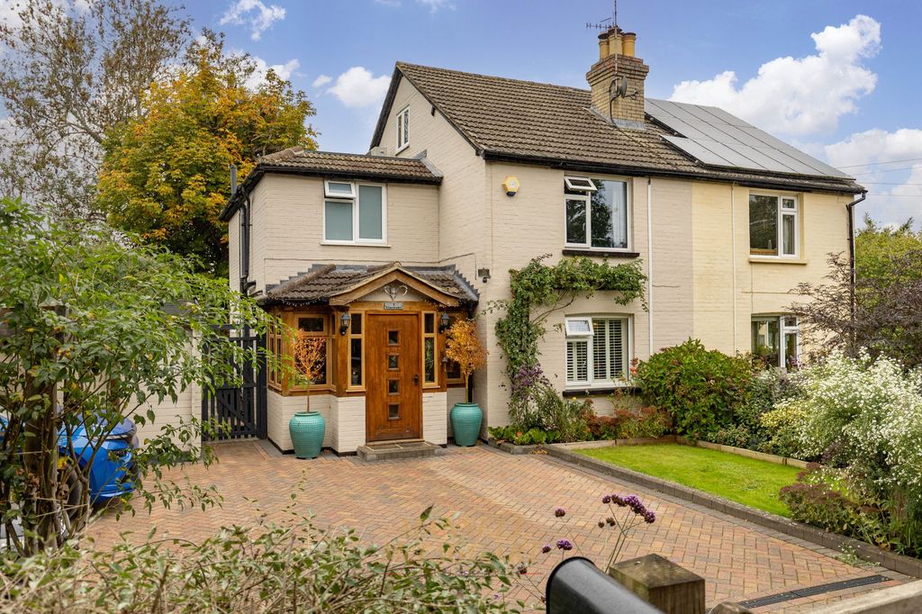 Property photo 1 of 33