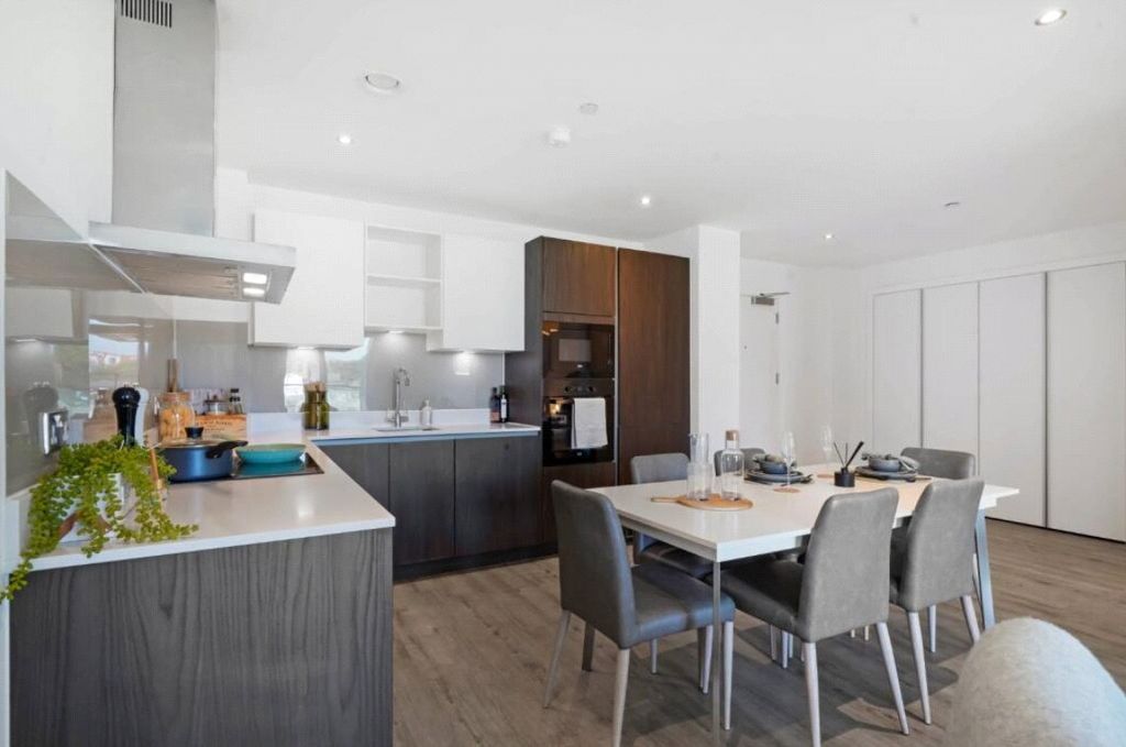 Property photo 2 of 7 Picture No. 06