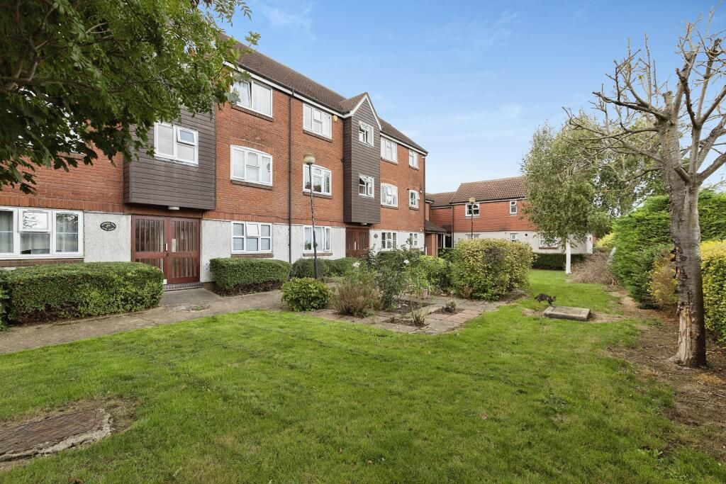 Property photo 1 of 12