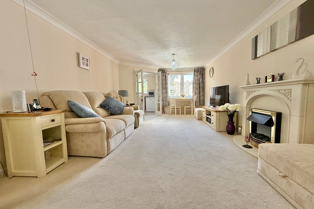 Property photo 3 of 17 22' Living Room