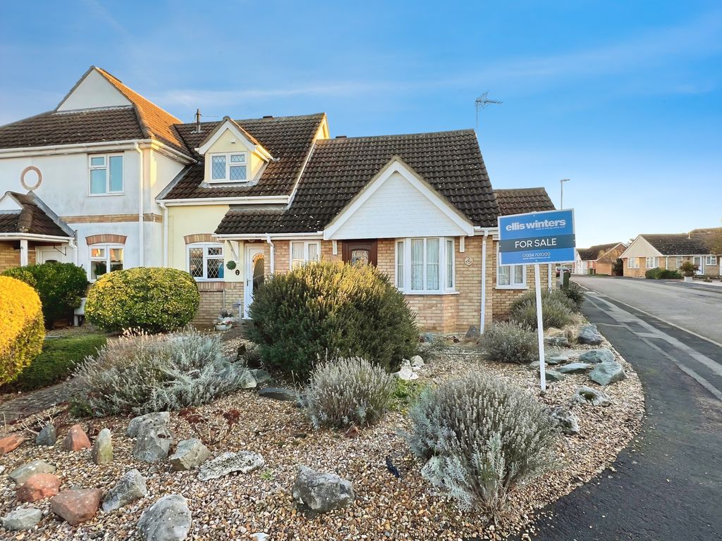 Property photo 1 of 12