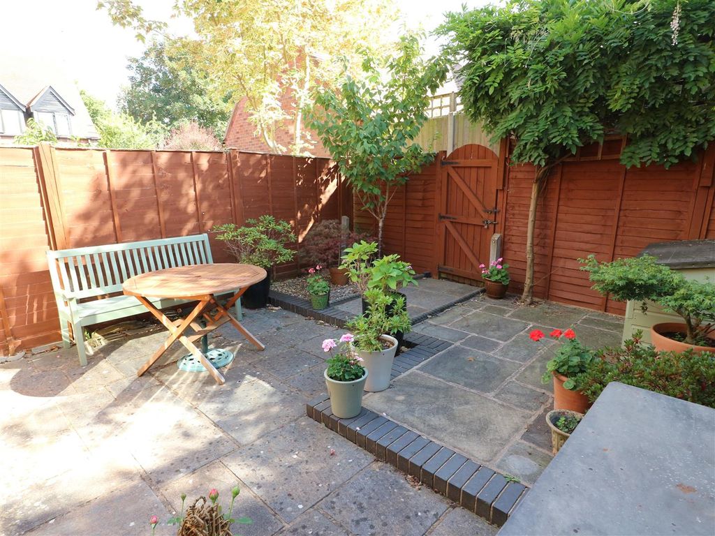 Property photo 2 of 14