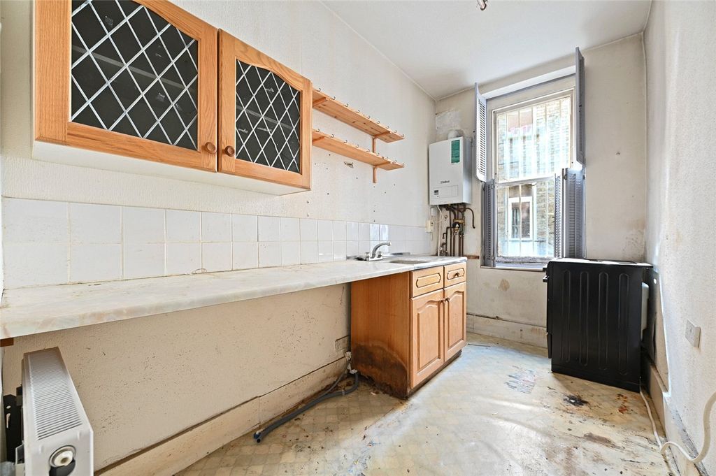 Property photo 3 of 10 Picture No. 04