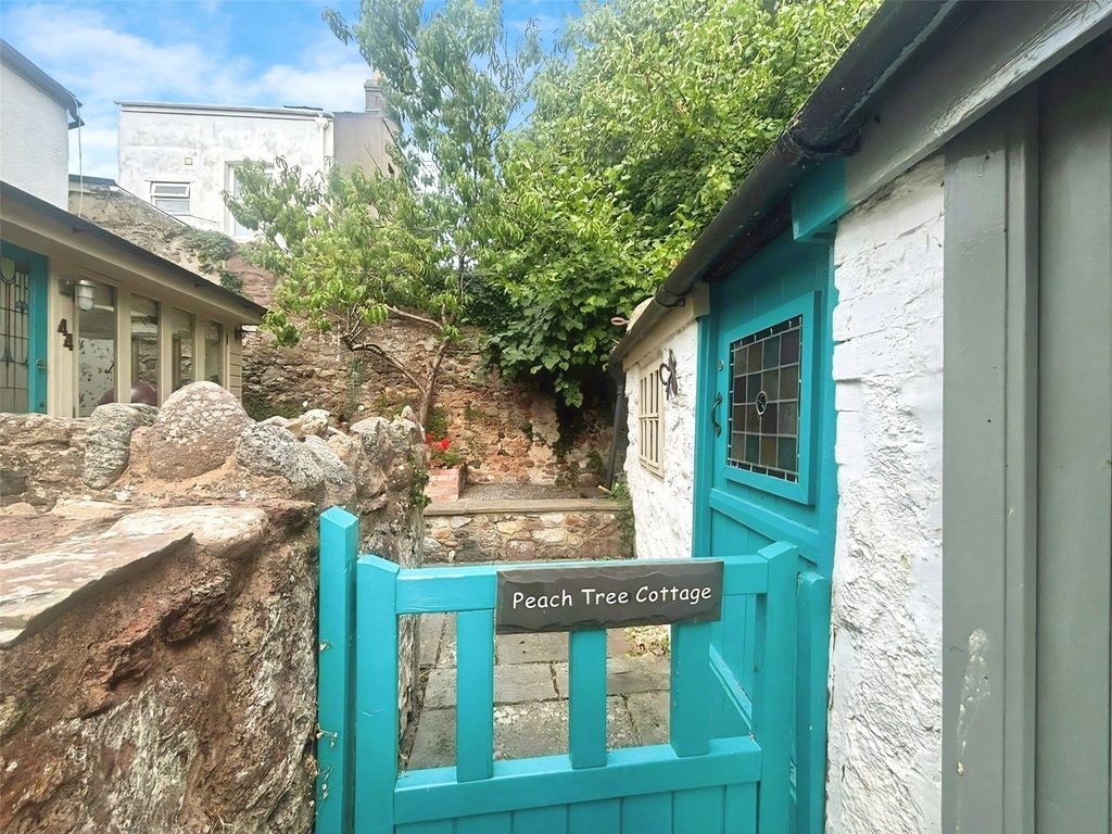 Property photo 1 of 20 Picture No. 32