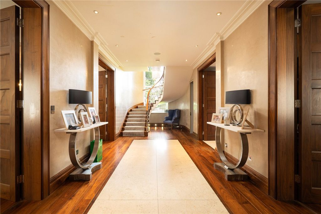 Property photo 3 of 16 Picture No. 05