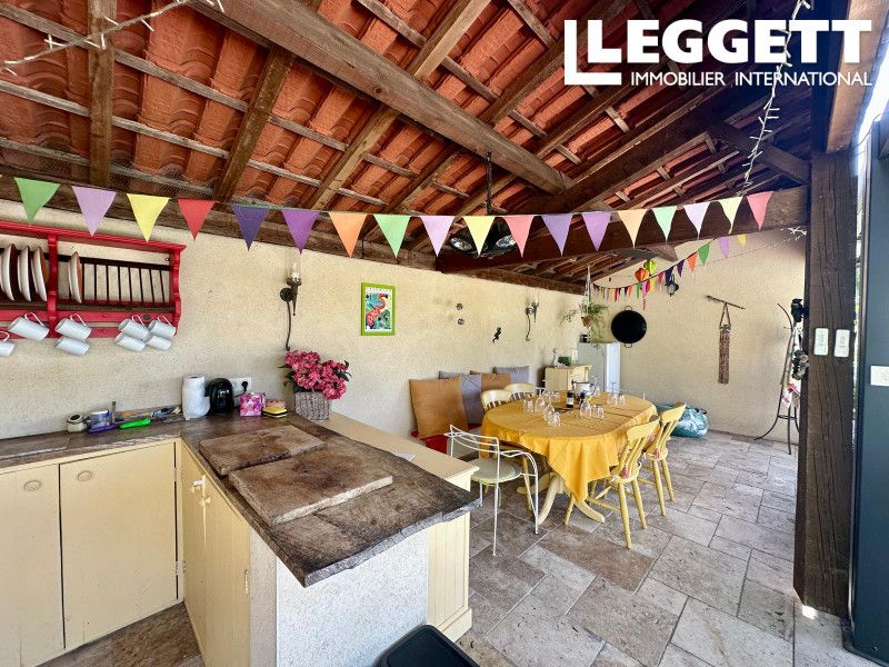 Property photo 3 of 10