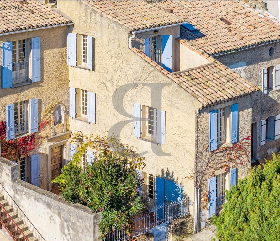 Property photo 1 of 20