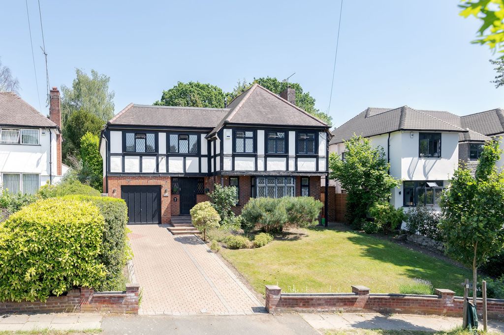 Property photo 1 of 38