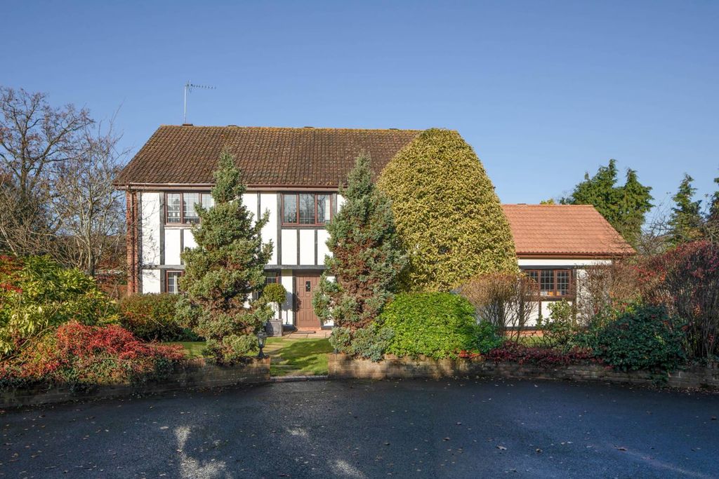 Property photo 3 of 19