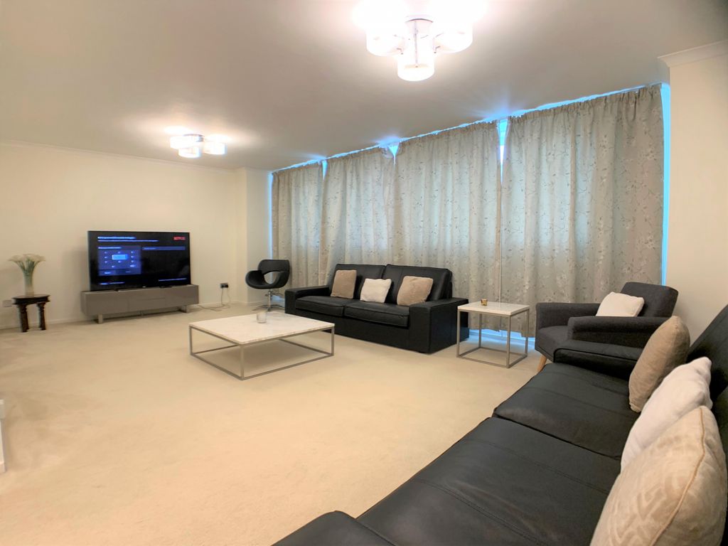 Property photo 1 of 7 35 George Street, Marylebone