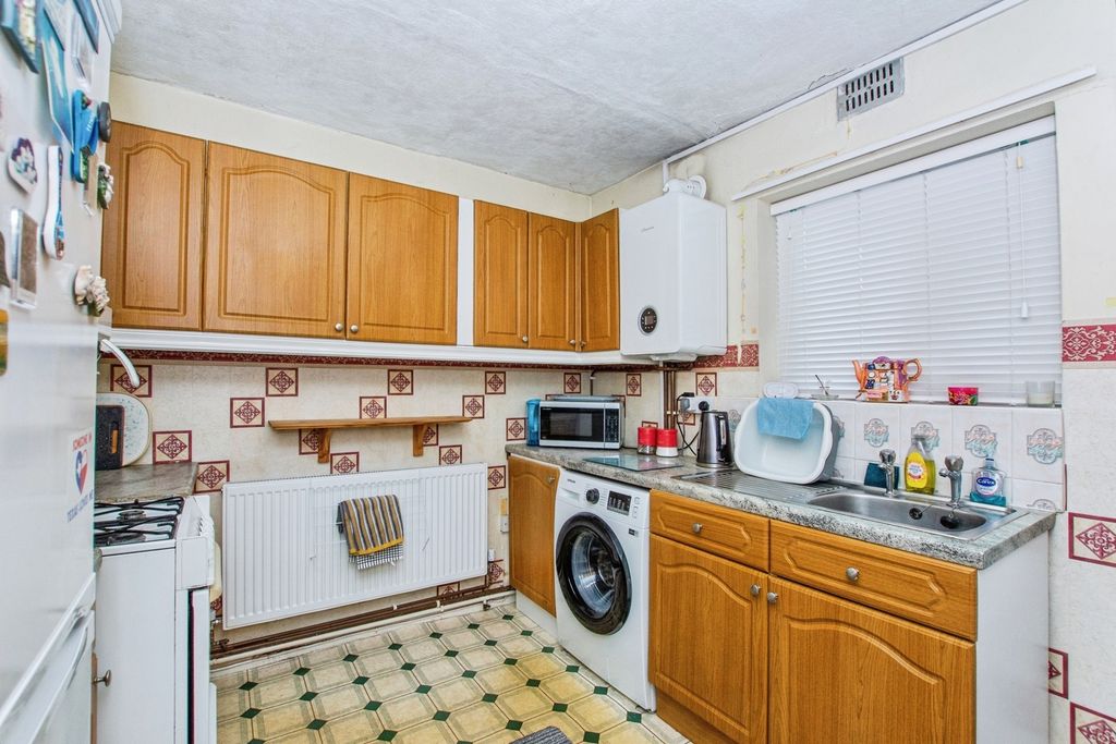 Property photo 2 of 13 Pbox-Img.Jpg