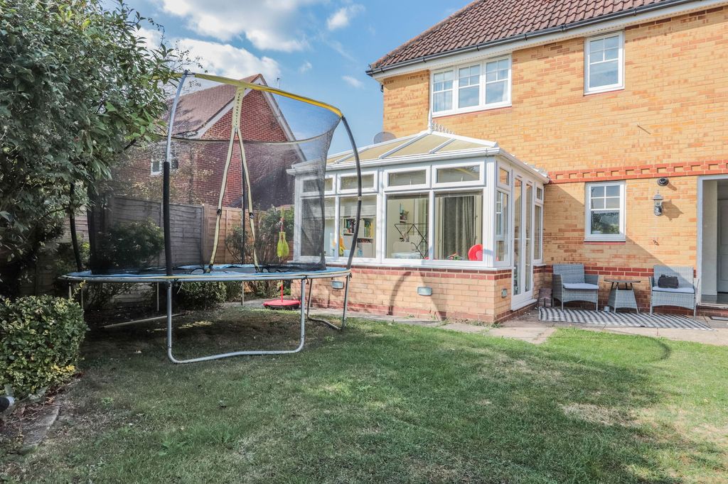 Property photo 2 of 16