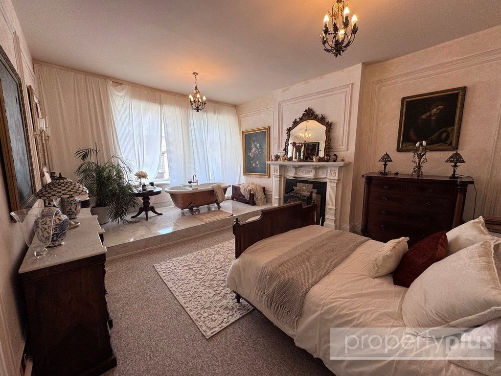 Property photo 1 of 21 Picture No. 06