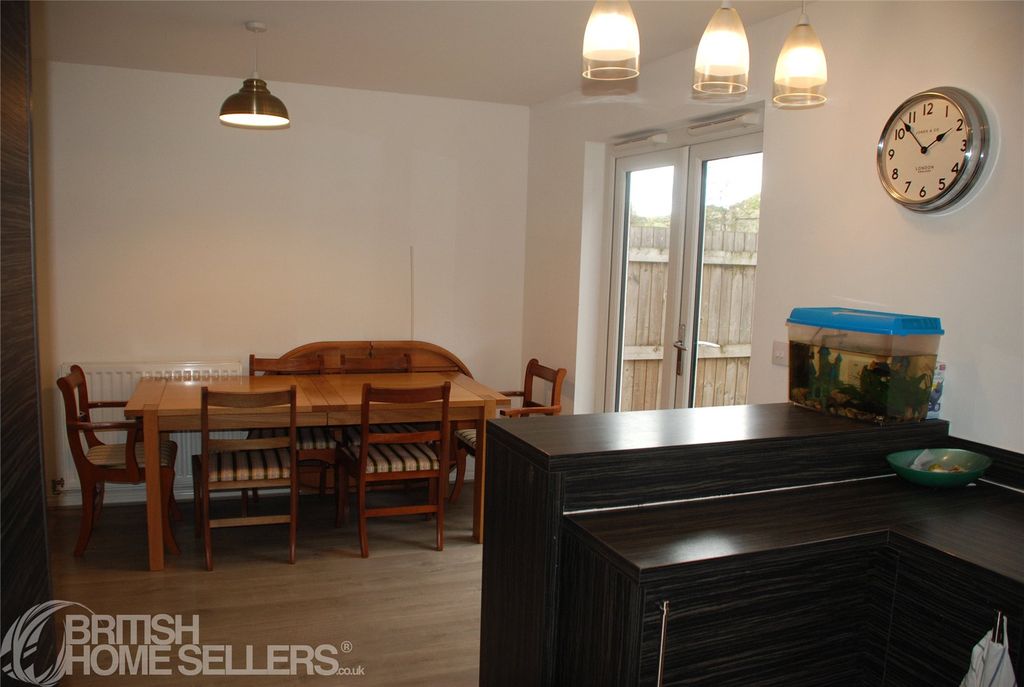 Property photo 3 of 14 Picture No. 05
