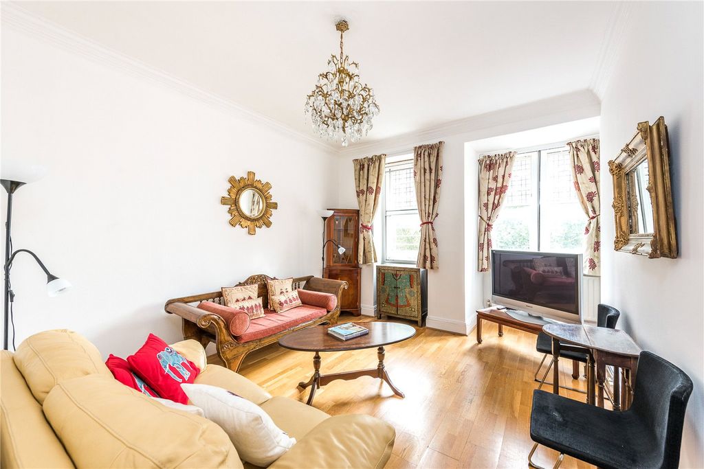 Property photo 2 of 10 Picture No. 11