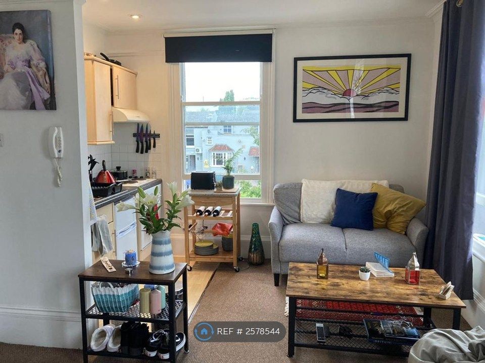 Property photo 2 of 4