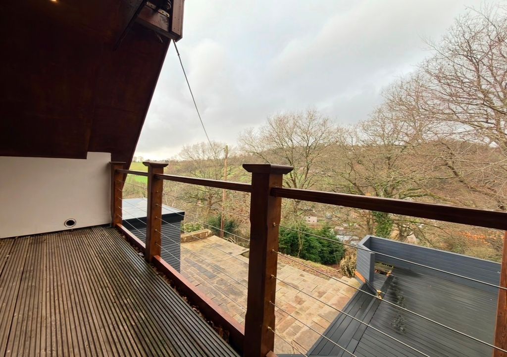 Property photo 3 of 25