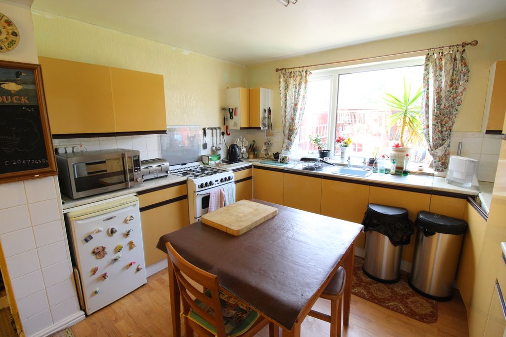 Property photo 3 of 12 Img_2748.Jpg