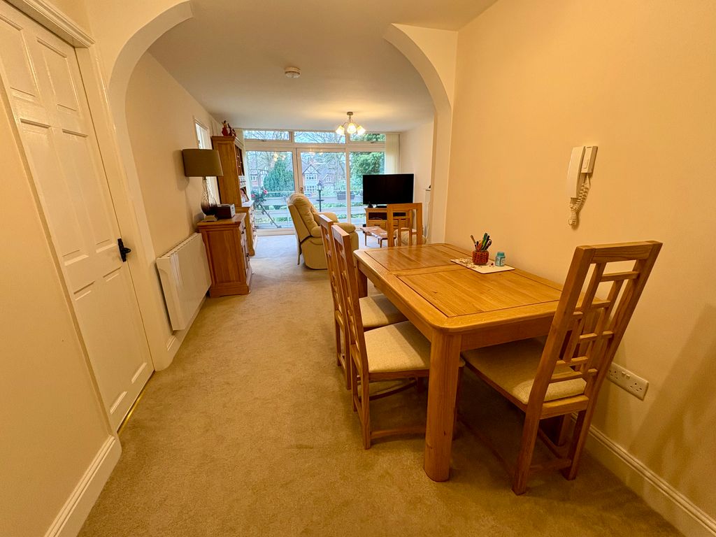 Property photo 1 of 8 Image