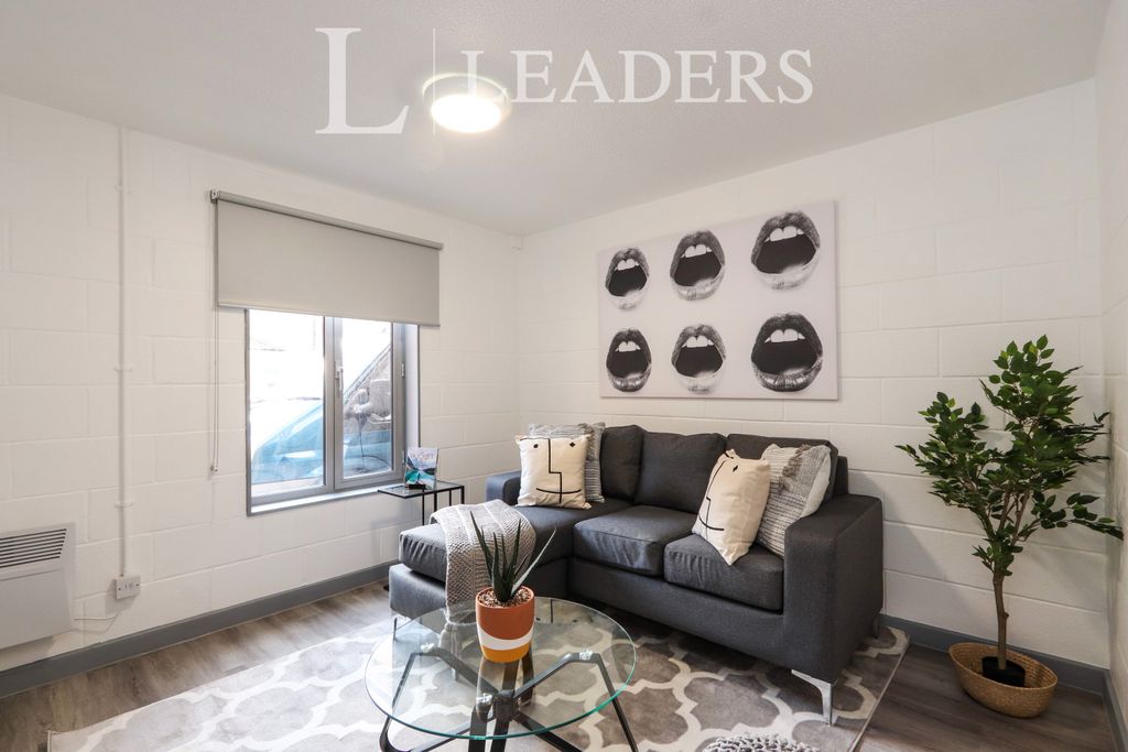 Property photo 3 of 7 66Afa876-2853-Ec11-8