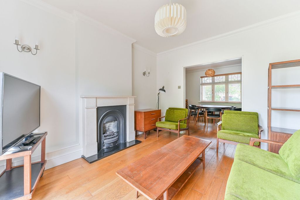 Property photo 3 of 30