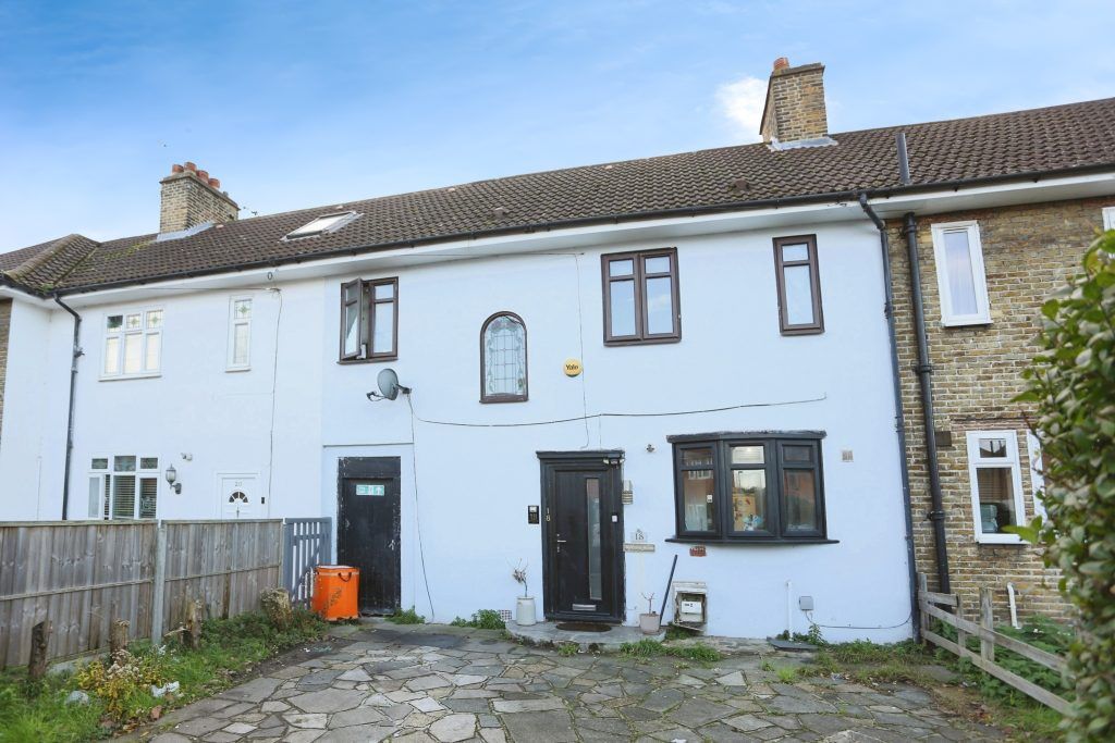 Property photo 1 of 18